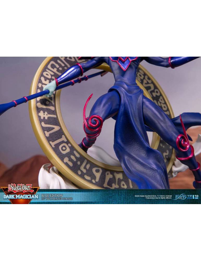Statue Magicien sombre édition bleue 29cm - Yu-Gi-Oh