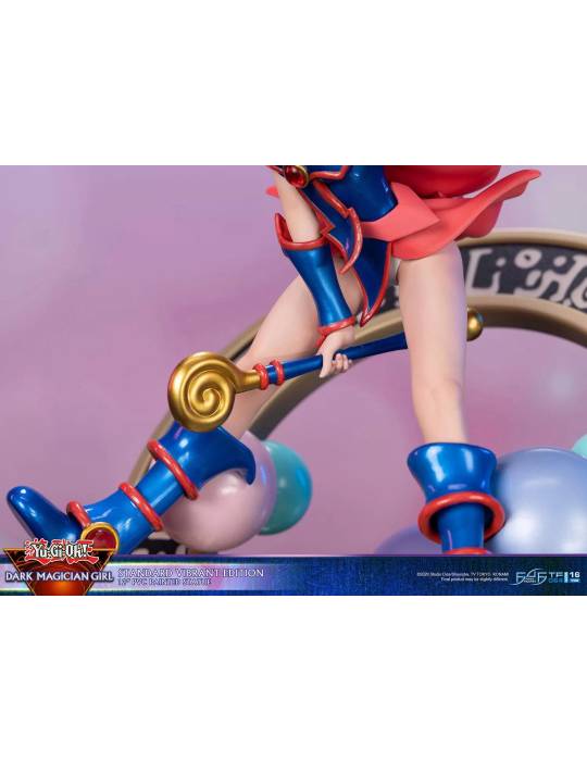 Dark Magician girl PVC Beeldje Standaard Levendige Editie 30 cm|TCG-CARD